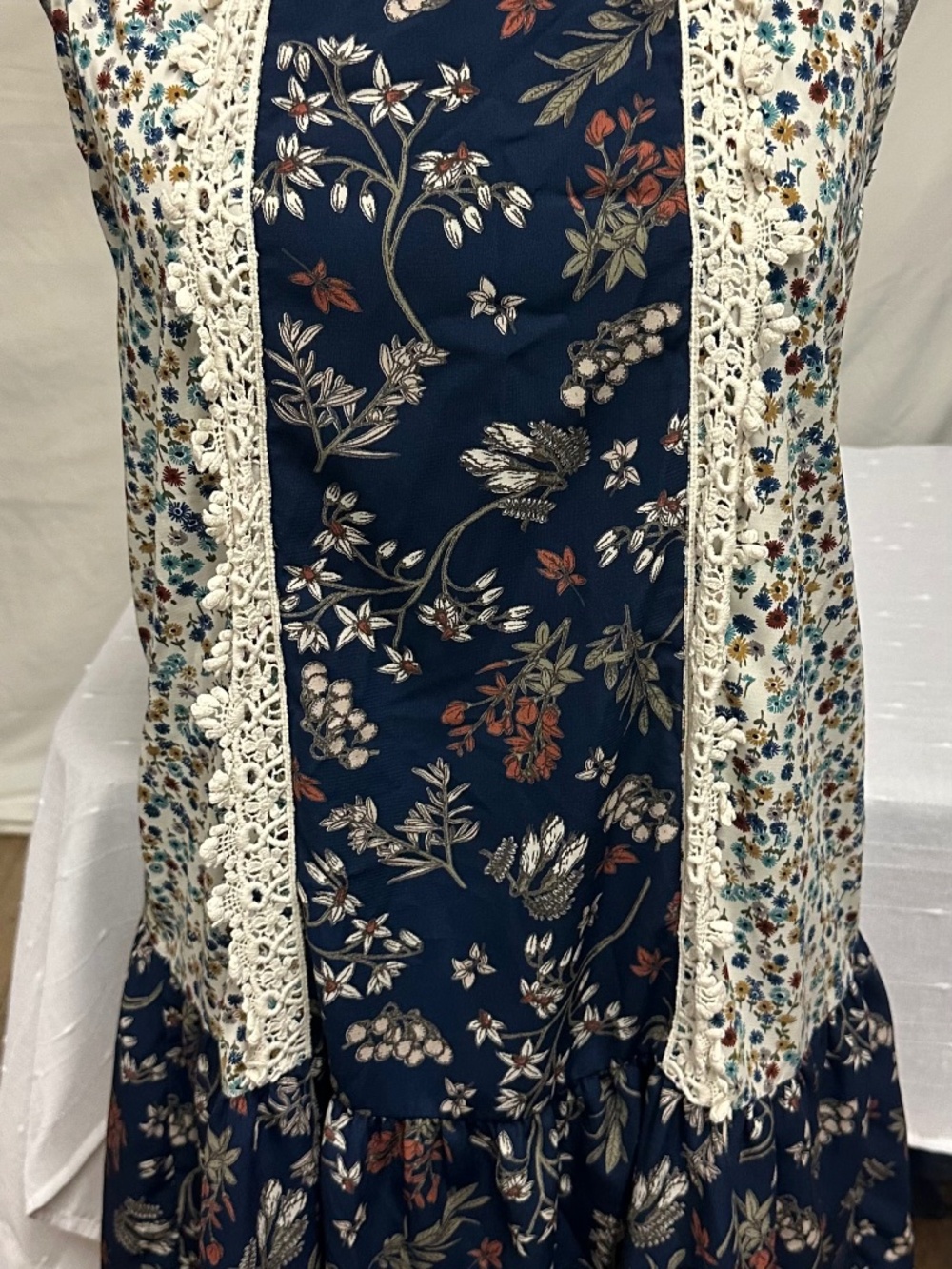 Sleeveless dress